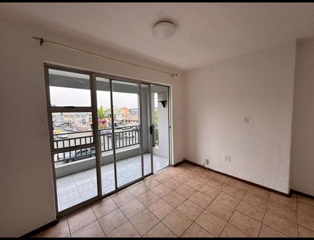 2 BEDROOM PROPERTY TO RENT IN OVERPORT